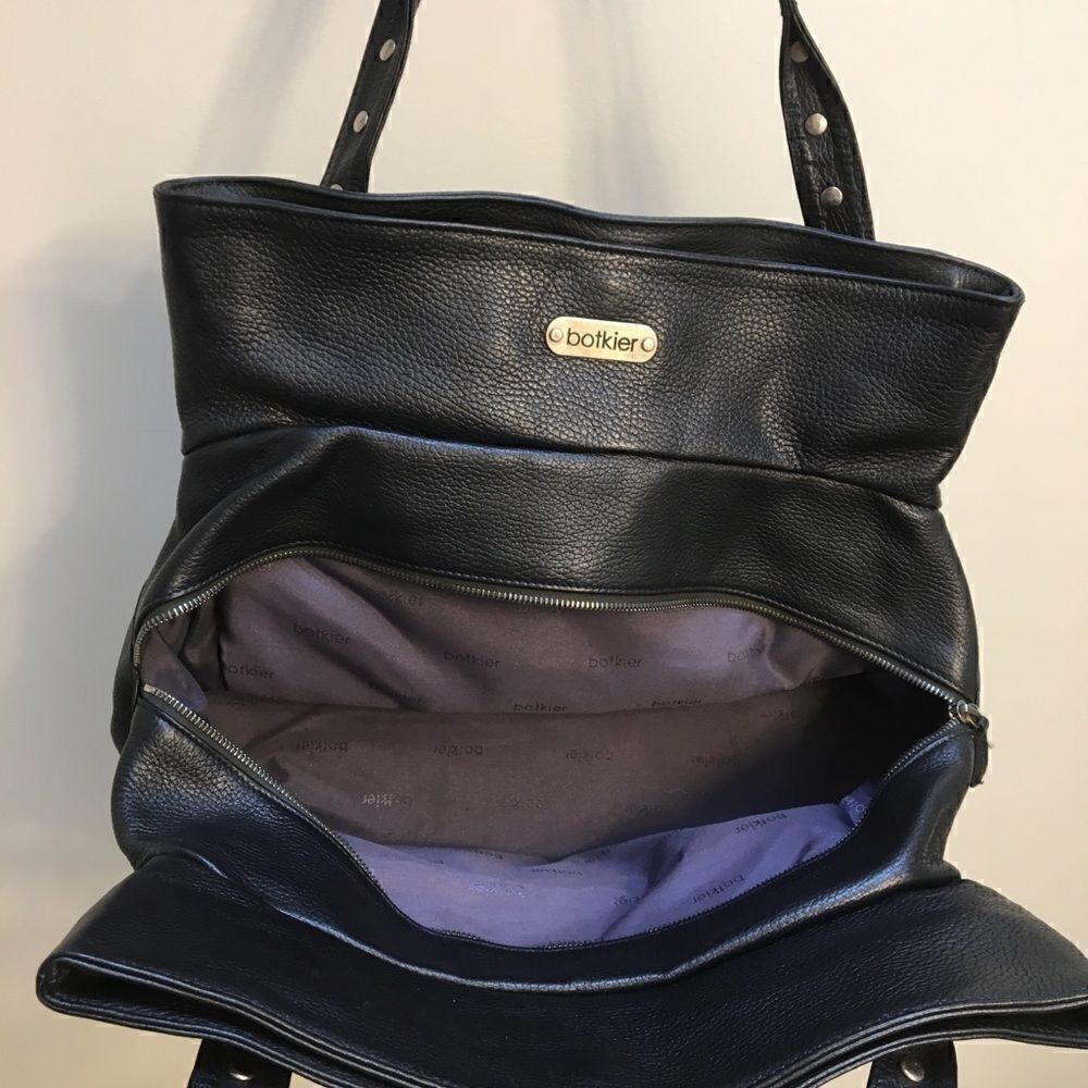 Botkier Large Trigger Satchel 💕like new💕 - Picture 5 of 10